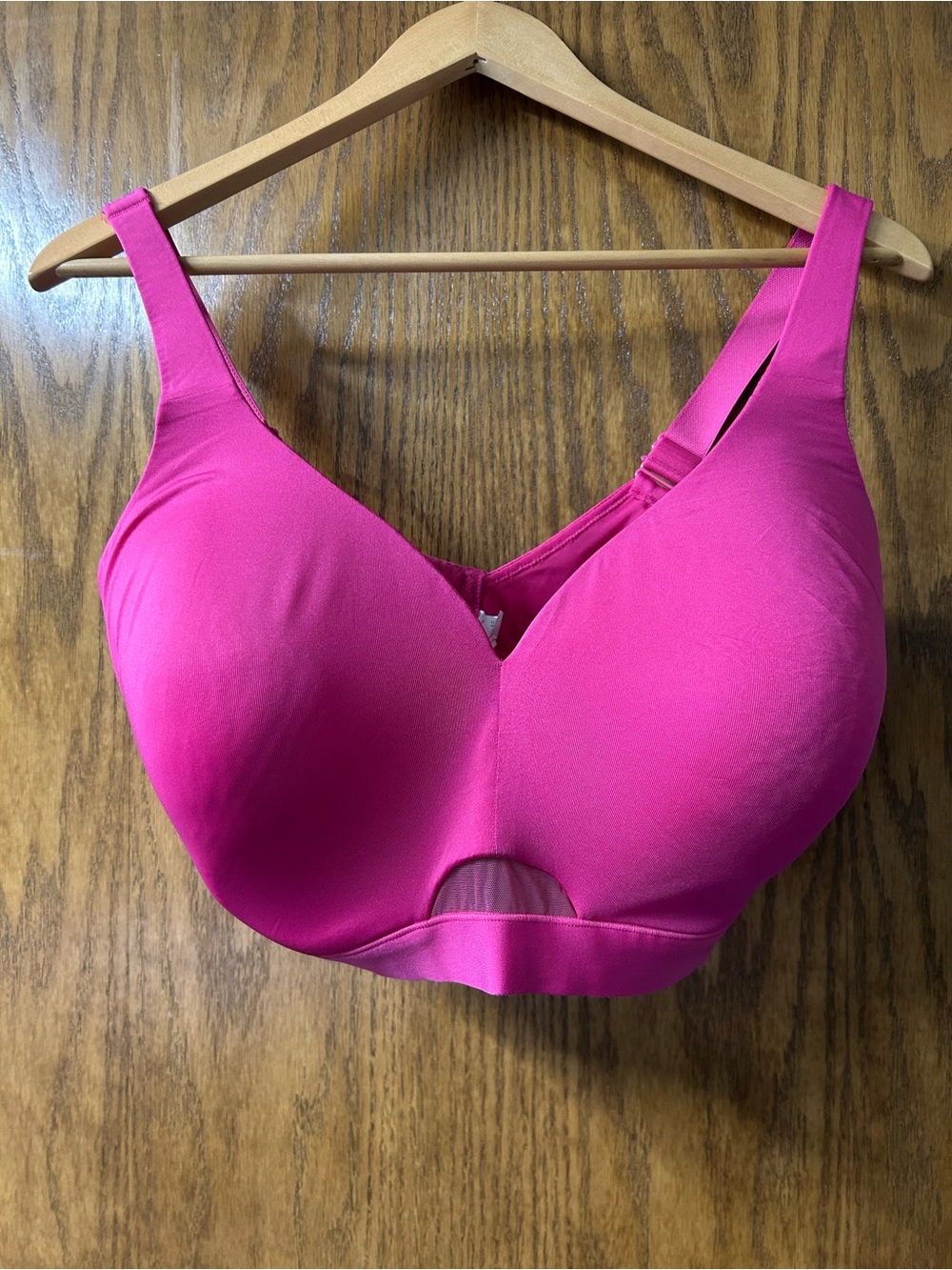Cacique Lightly lined Wireless Bra - Hot Pink